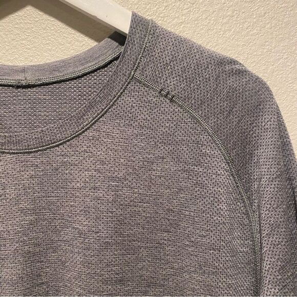 Lululemon Shirt Tech Movement Is‎ Medicine Activewear Gray Large Workout Running - Picture 2 of 12